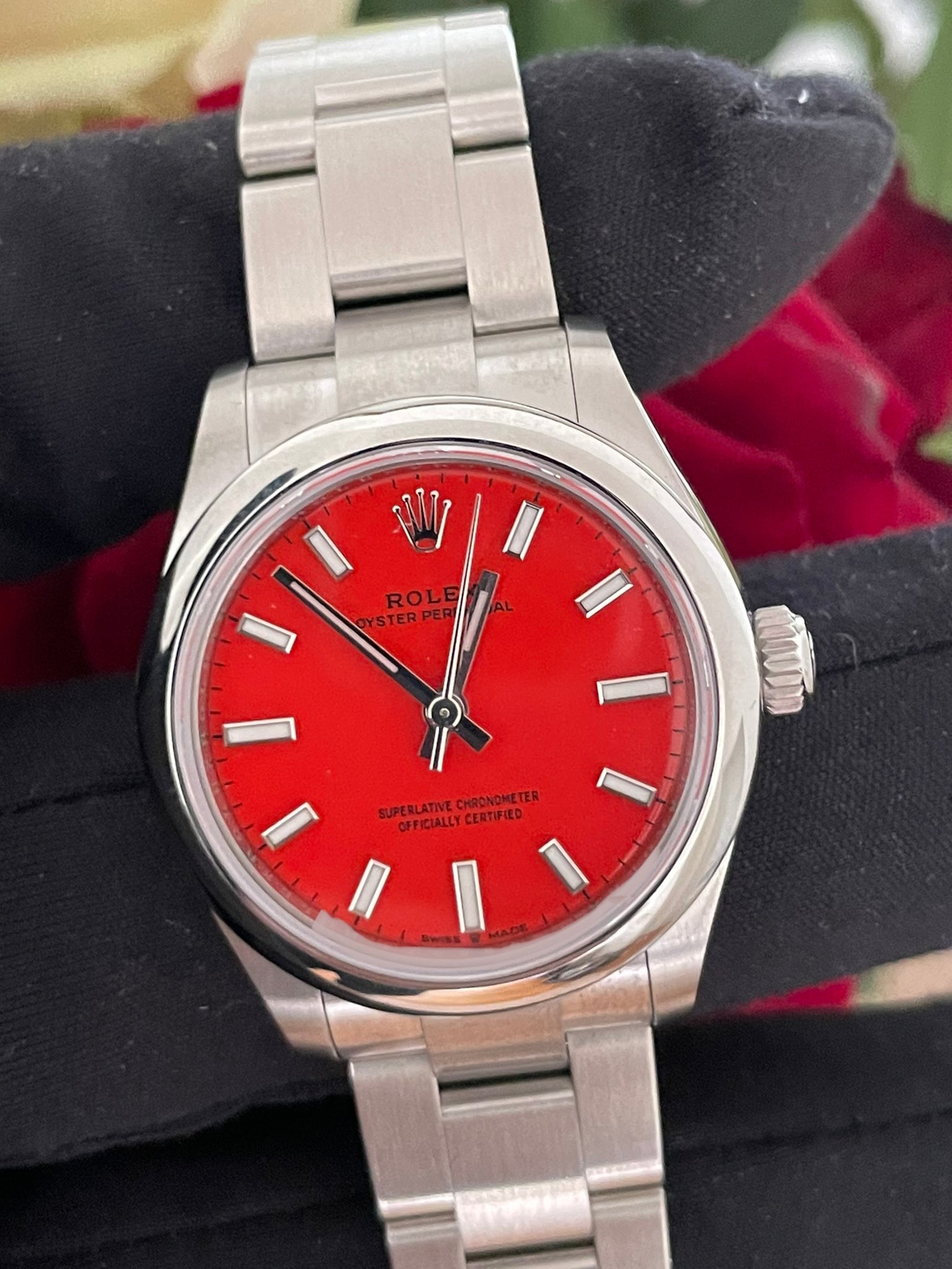 ROLEX Oyster Perpetual 31mm Red Coral