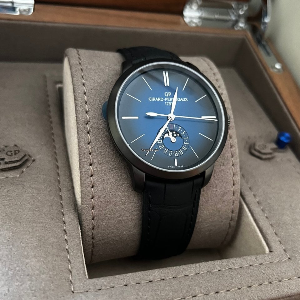 Girard Perregaux 1966 Blue Moon Dial 40mm