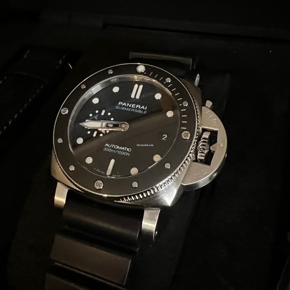 Panerai Luminor Submersible